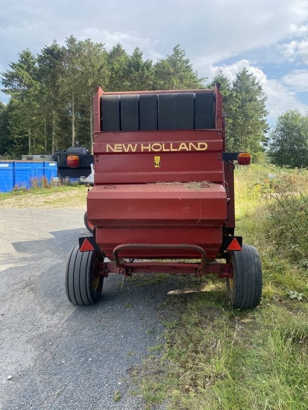 New Holland 648 tractors