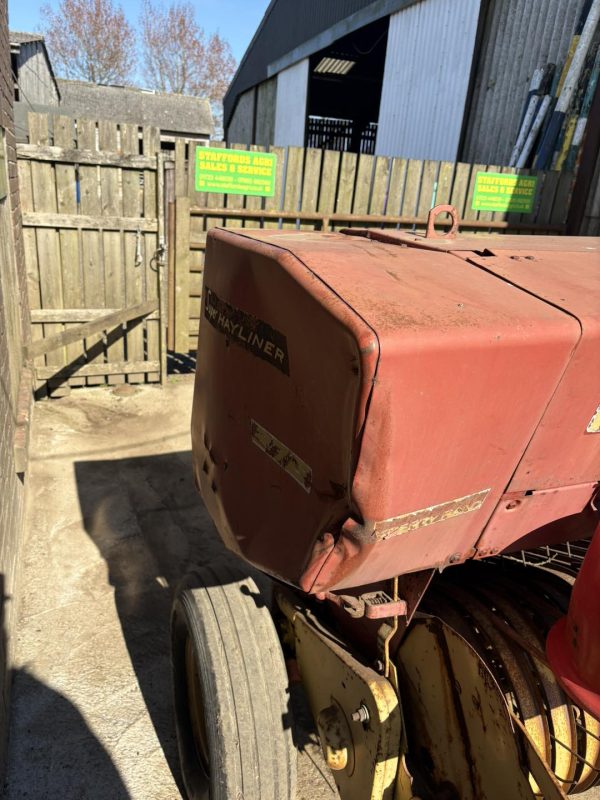 New Holland 276 Baler - Image 4
